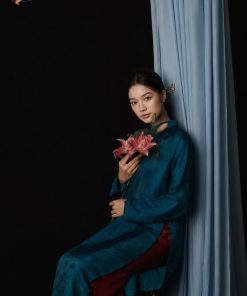 Áo Dài Gấm Vân Thụy Liên Thưởng Nguyệt